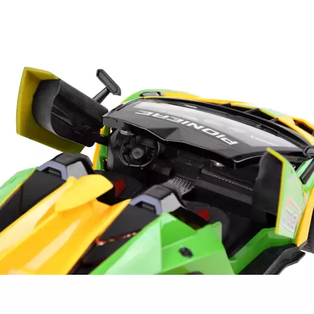 Sportinis automobilis + nuotolinio valdymo pultas 3